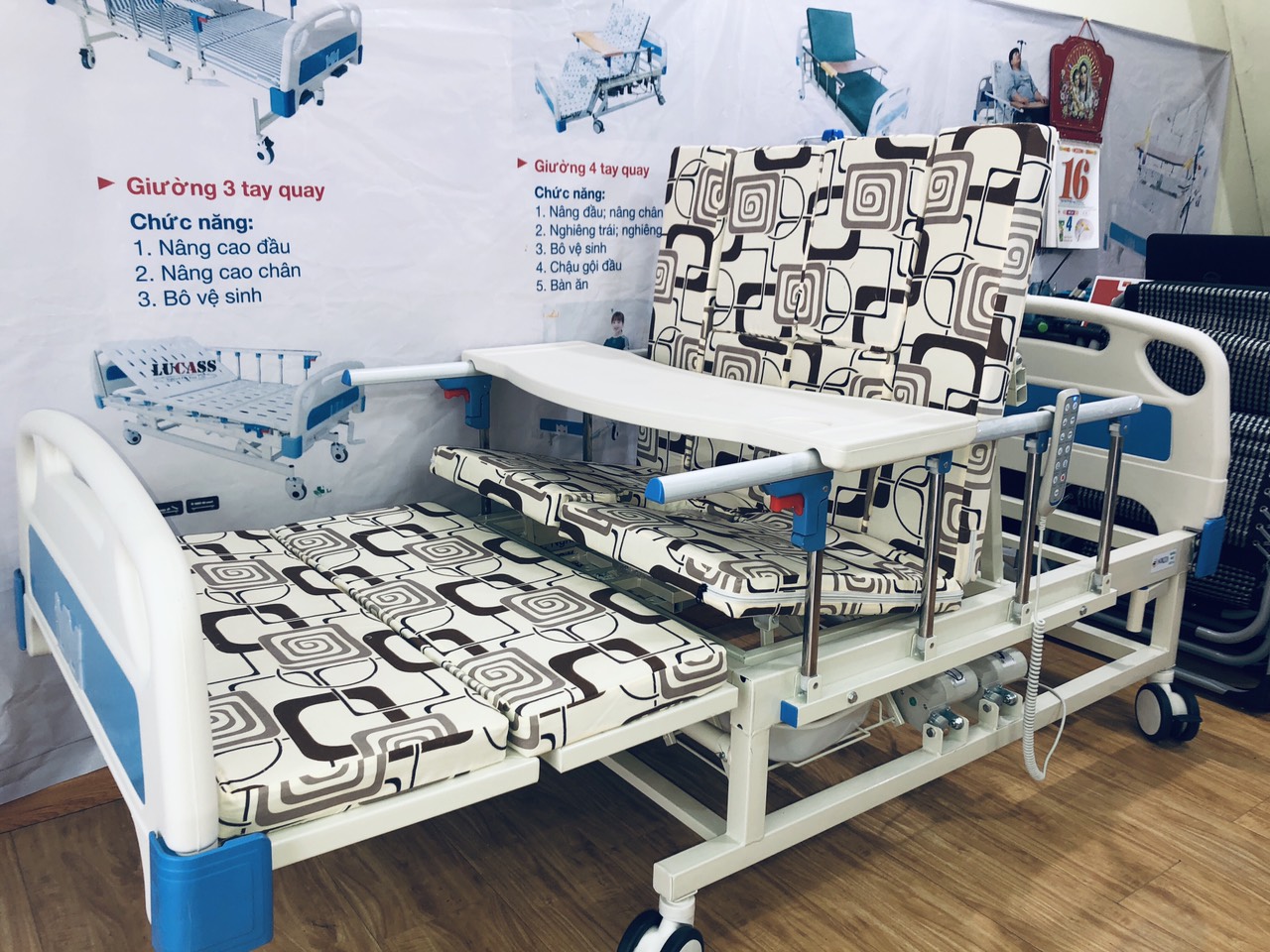 Giường y tế sử dụng điện Nikita DCN16