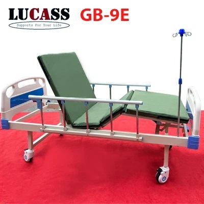 Hướng dẫn chọn mua giường y tế cho người già phù hợp với tình trạng người bệnh và phù hợp với túi tiền hiện nay