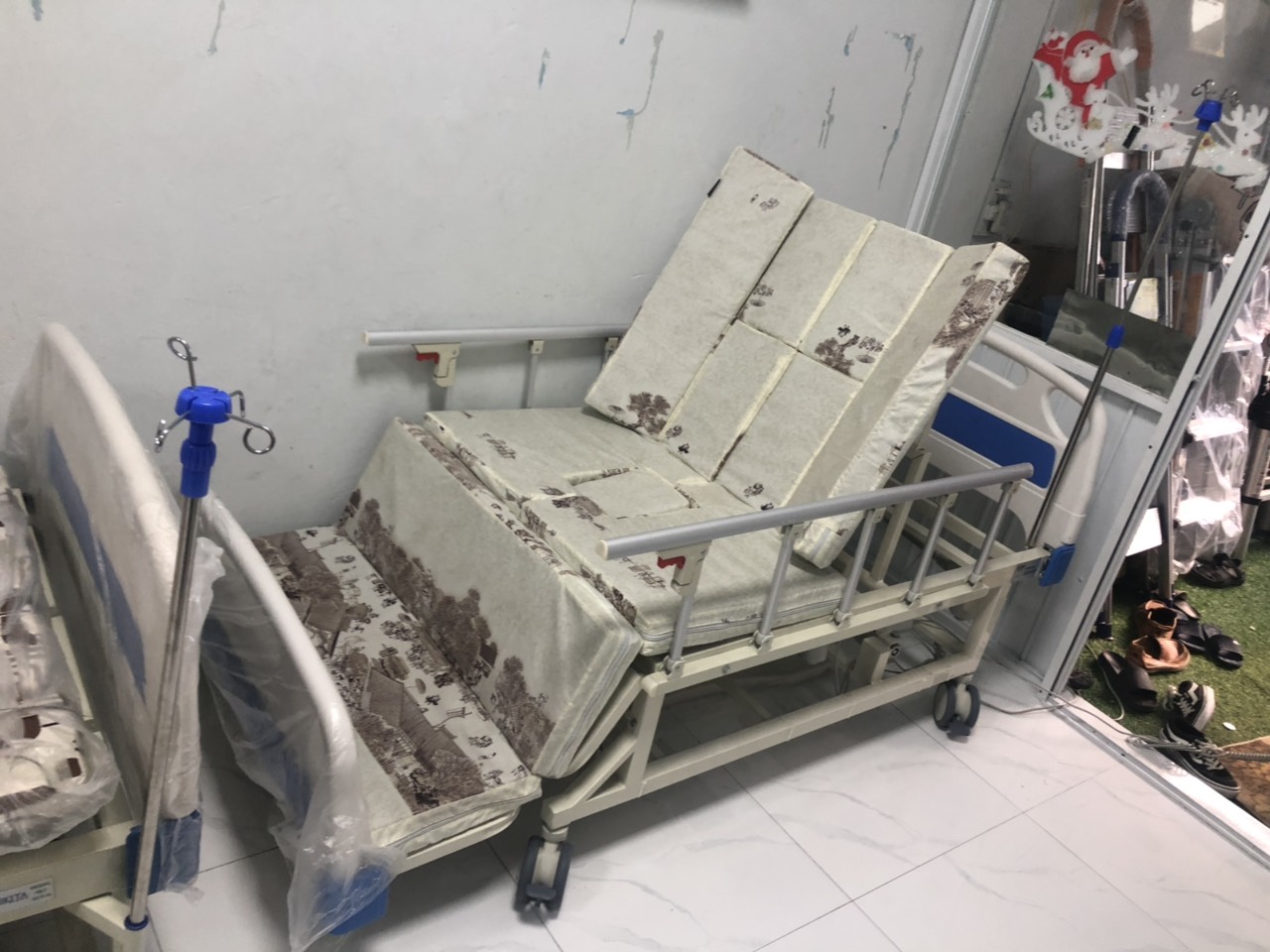 Giường điênj Lucass Gb-T5D