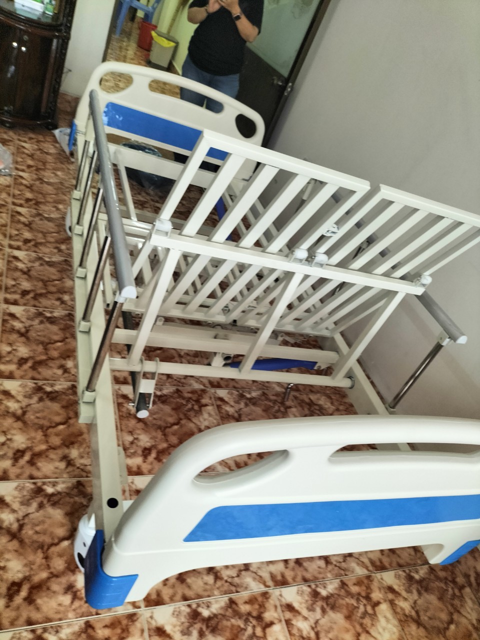 Giường y tế chính hãng giá tốt